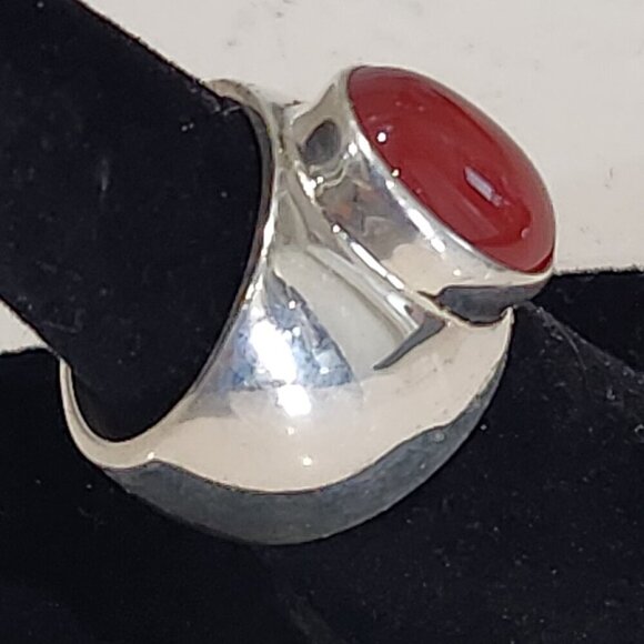 Sterling Silver with Large Oval Red Tiger Eye Ring - Picture 3 of 5